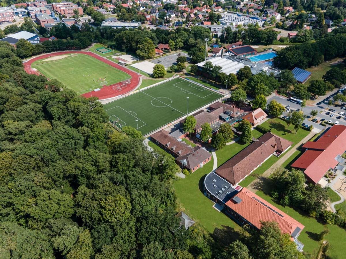 Hoessensportzentrum 韦斯特施泰德 外观 照片