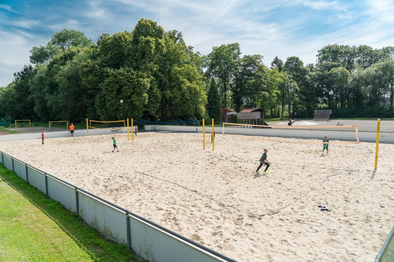Hoessensportzentrum 韦斯特施泰德 外观 照片