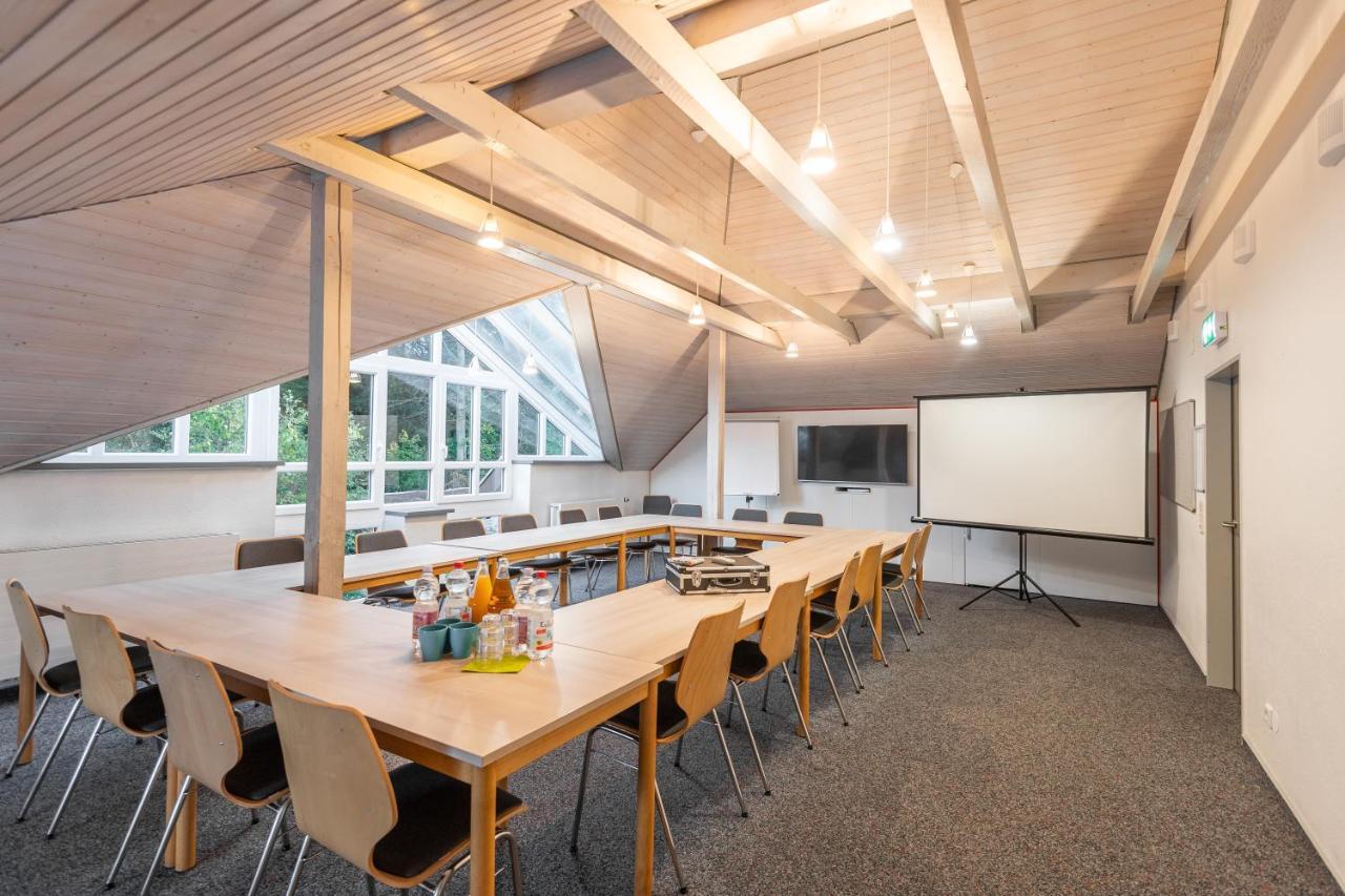 Hoessensportzentrum 韦斯特施泰德 外观 照片